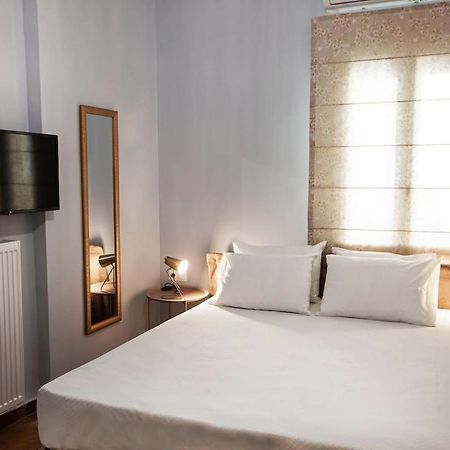 Pagrati Hilton Location Bentzi Family Suite 5 Athen Exterior foto